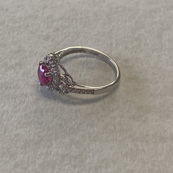 H sterling silver 925 heart shaped ruby / diamond ring - Picture 6 of 6
